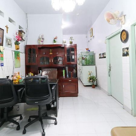 เอมีส์ เกสต์เฮาส์ Jenggrik ภายนอก รูปภาพ